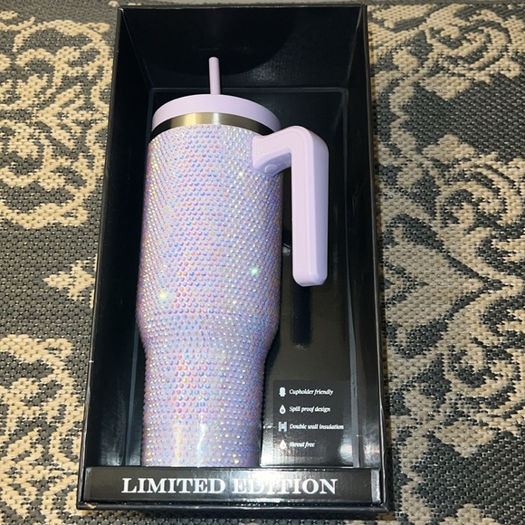 Brand New in Box Hydrapeak Tumbler - Picture 3 of 12